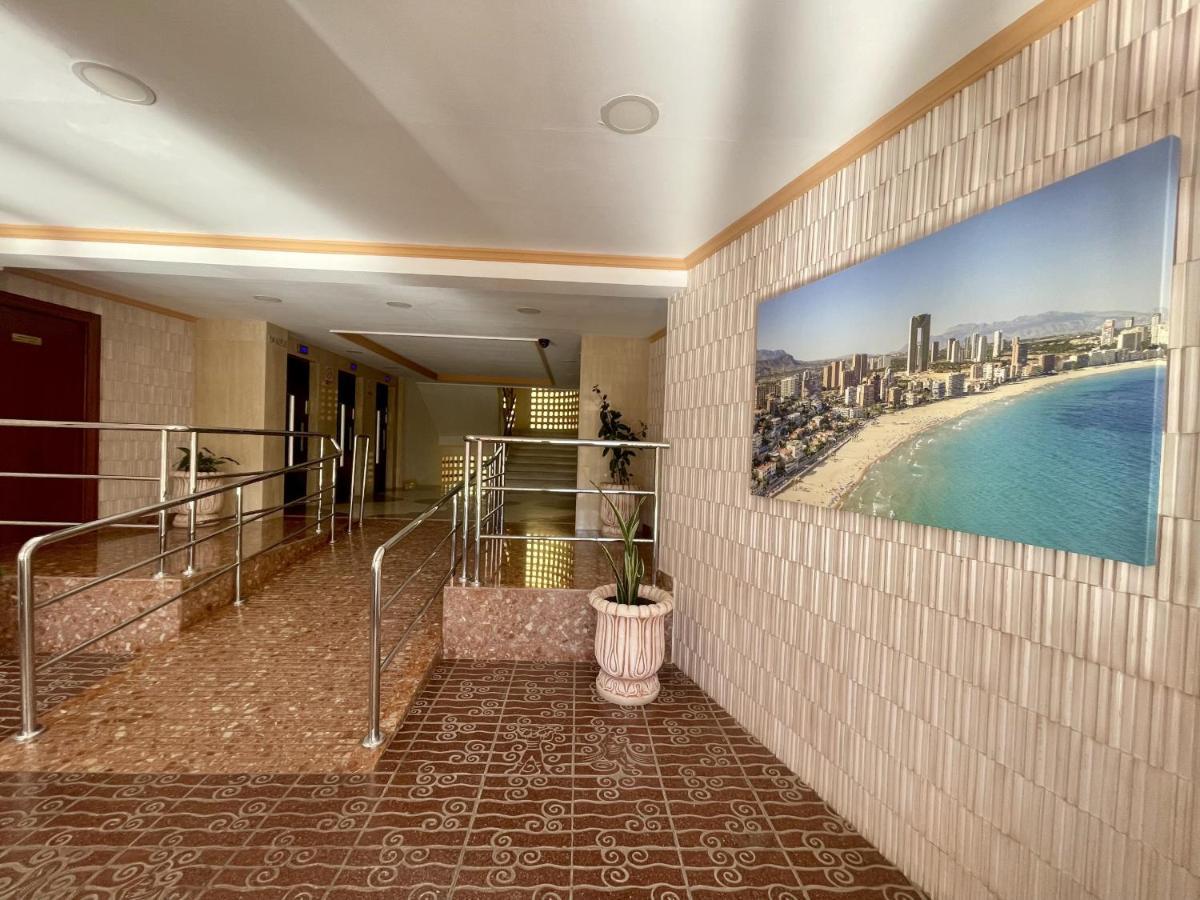 Pintor Solana Poniente Beach Benidorm Eksteriør bilde